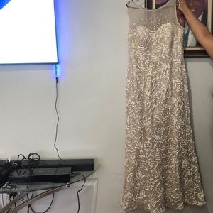 Beautiful dress for prom or special Events